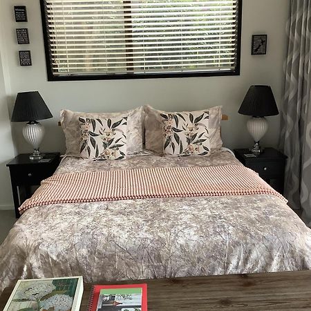타우랑가 Botanical Haven B&B 외부 사진